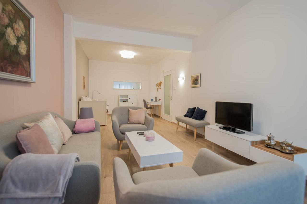 Chic And Spacious Apartment In Central Sofia - Patriarh Evtimiy By Flat Mаnager Exterior photo